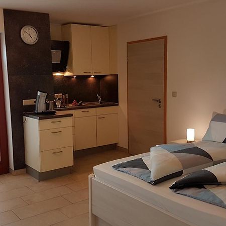 Ferienwohnung Am Betzelhuebel Ottweiler エクステリア 写真